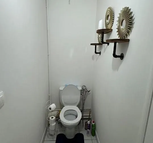 Near Castle Of Cozy With Breakfast And Parking * Βερσαλλίες