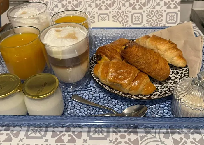 Σπίτι διακοπών Near Castle Of Cozy With Breakfast And Parking Βερσαλλίες